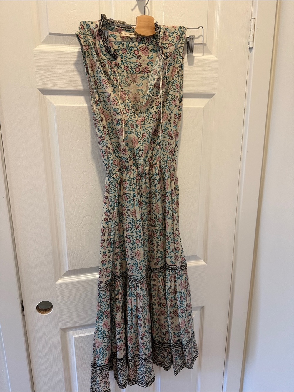 Ulla Johnson Lightweight Floral Midi Dress in Cream, Pink and Teal. Size 2 - Picture 3 of 9